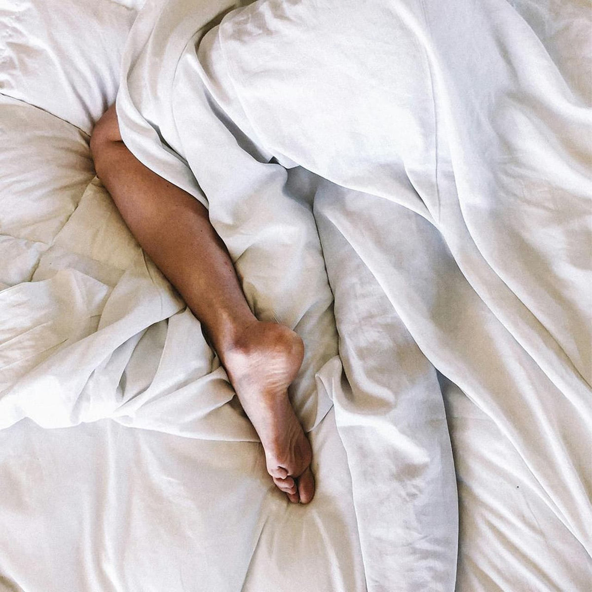 Restless Legs Syndrome (RLS): What It Is, What Causes It, and How to Get Relief